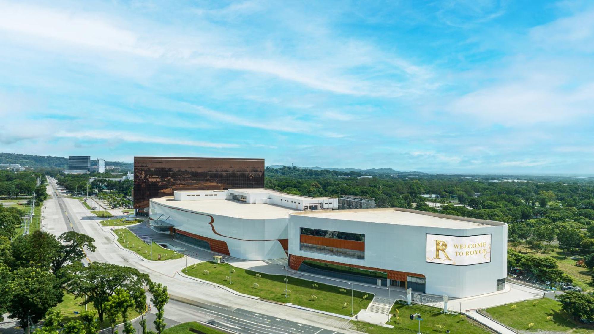 Royce Hotel & Casino Clark Field Eksteriør bilde